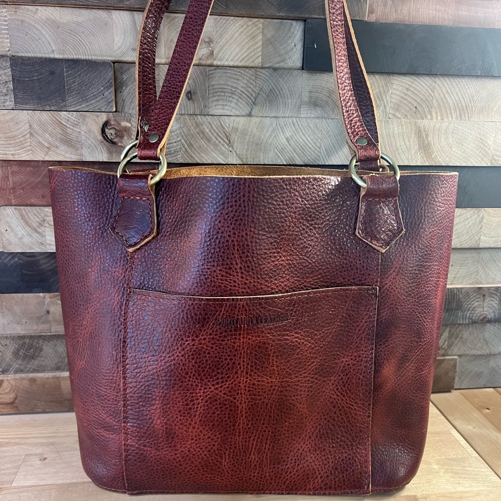 ❌ SOLD ❌ Portland Leather Goods Cinnamon Bear Market Tote, new. Retired style.